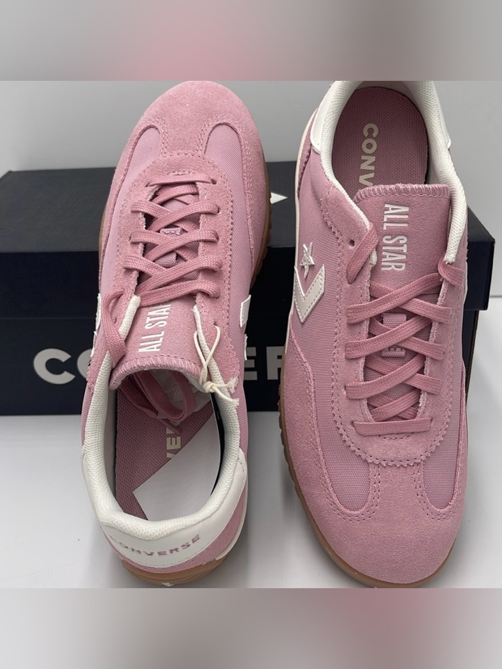 Converse Run Star Trainer Ox Suede All Star Suede Sneakers (multiple sizes) - Picture 5 of 5